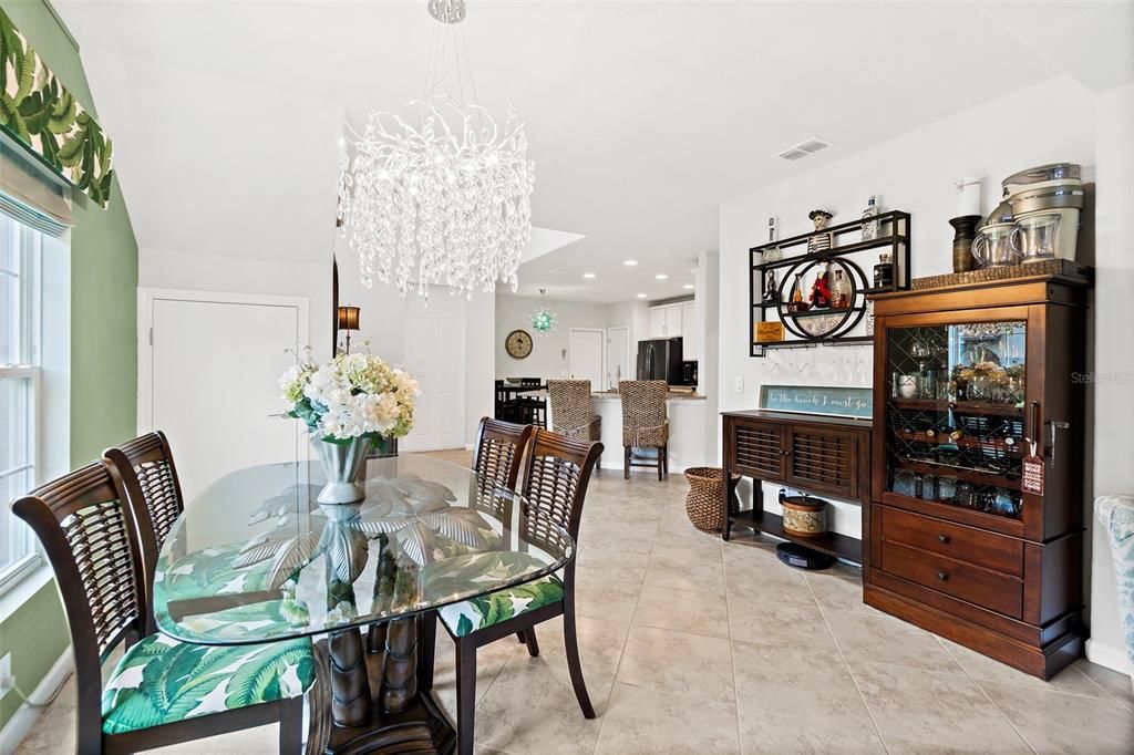 Chandelier, Dining room, Interior, Kitchen, Recessed Lighting