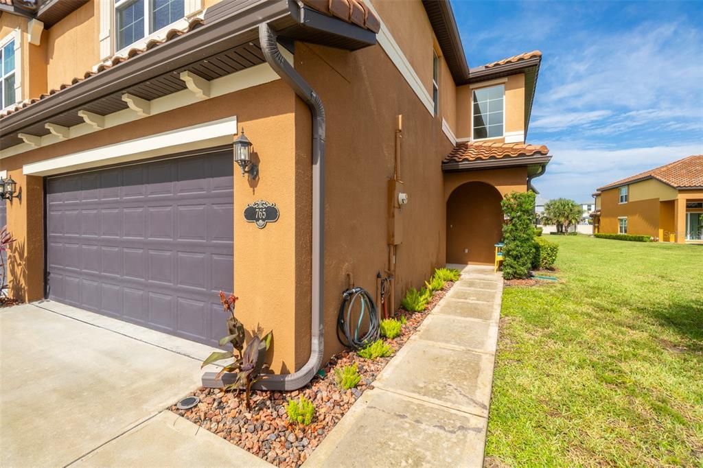 Backyard, Exterior