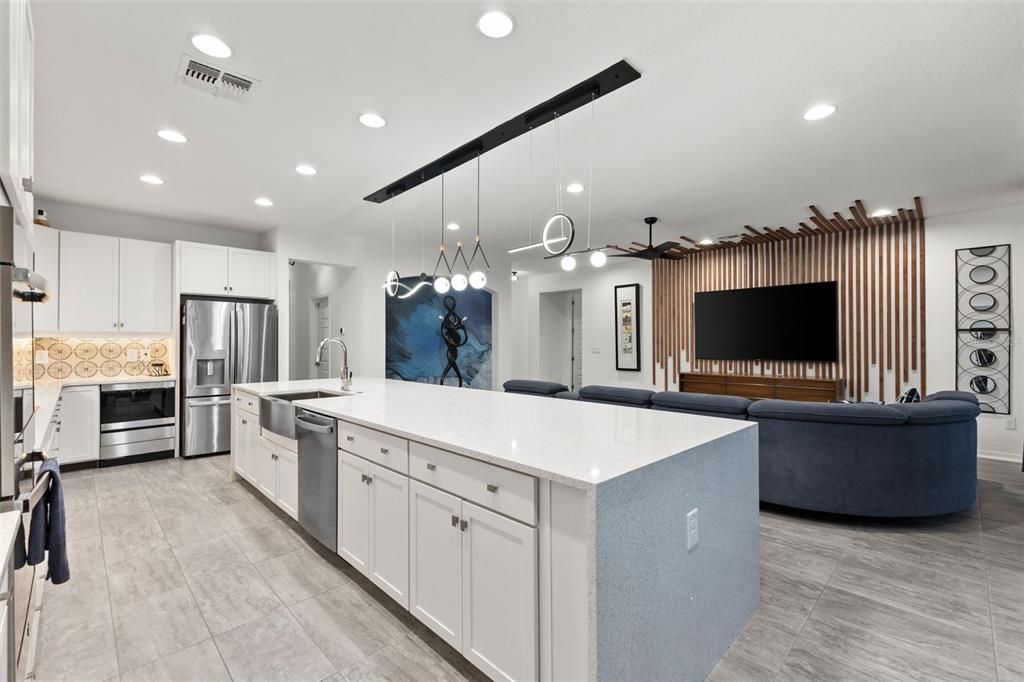 Interior, Kitchen, Living room, Pendant Lights, Recessed Lighting, Stainless Steel Appliances