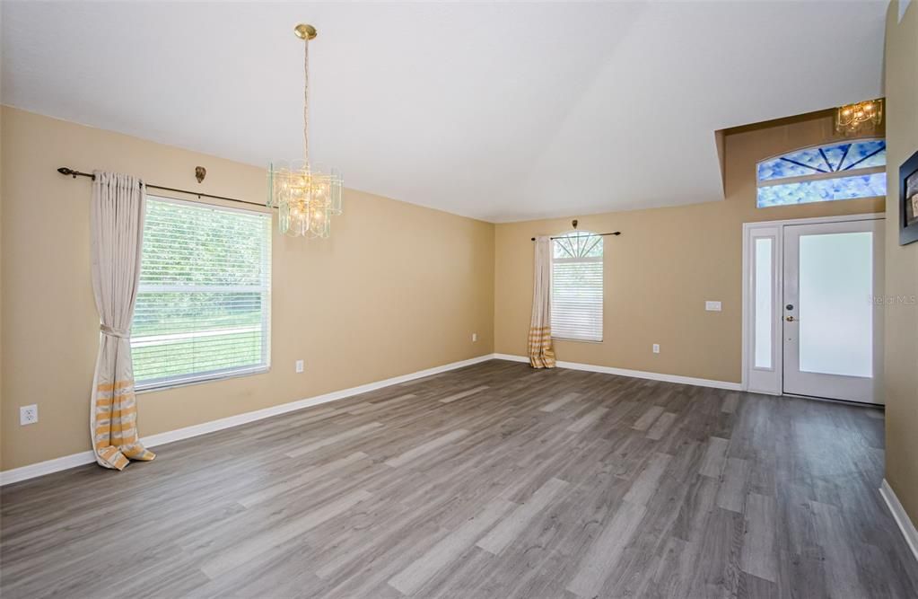 Chandelier, Empty room, Interior, Pendant Lights, Wood Texture Flooring