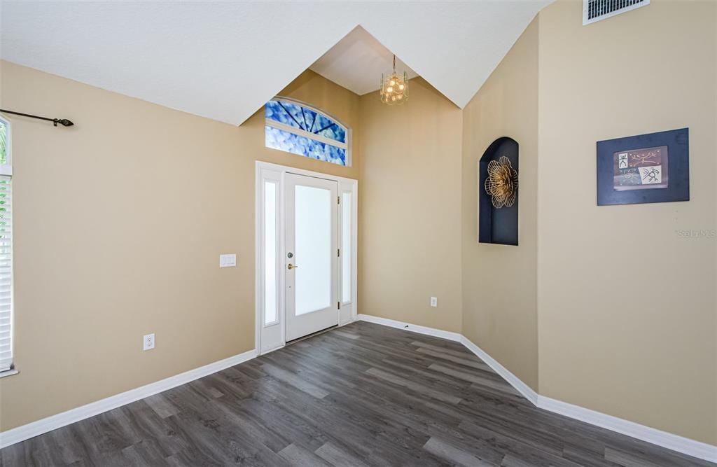 Empty room, Interior, Pendant Lights, Wood Texture Flooring