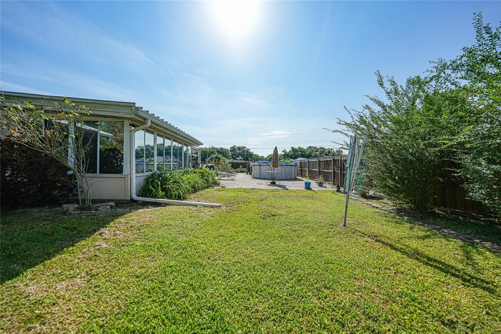 Backyard, Exterior