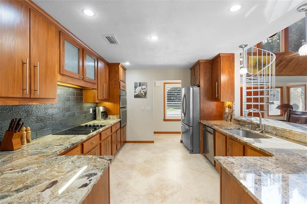 Interior, Kitchen, Recessed Lighting