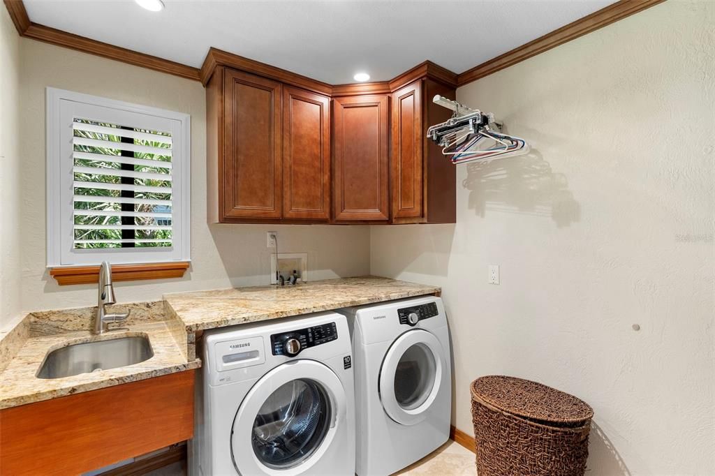 Interior, Recessed Lighting, Washer
