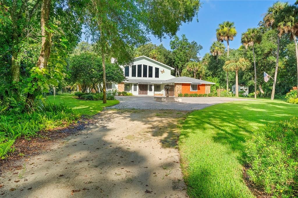 Backyard, Exterior