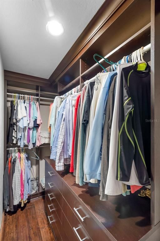Interior, Recessed Lighting, Walk-in Closets, Wood Texture Flooring