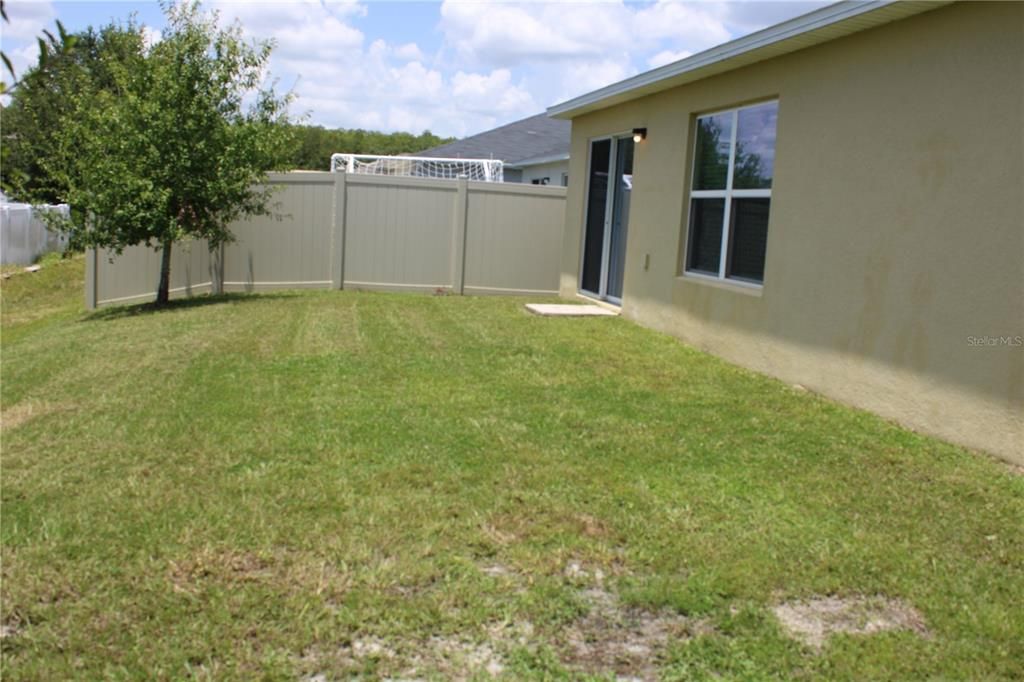 Backyard, Exterior