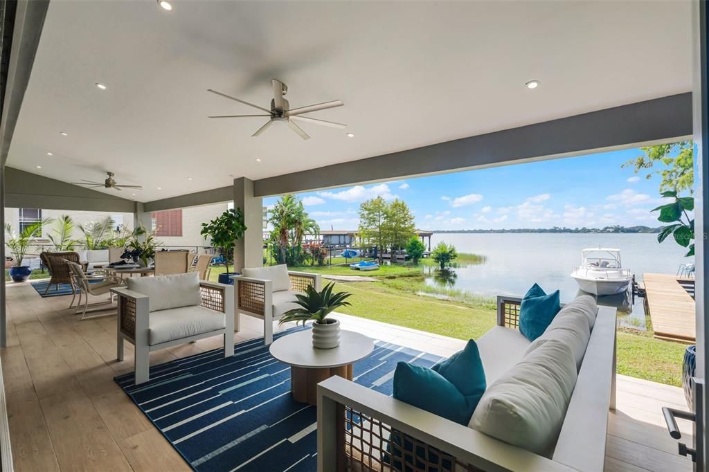 Exterior, Living room, Recessed Lighting, Water