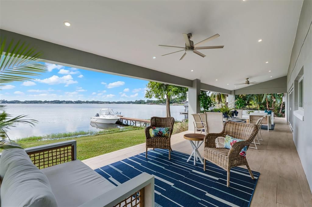 Exterior, Recessed Lighting, Water