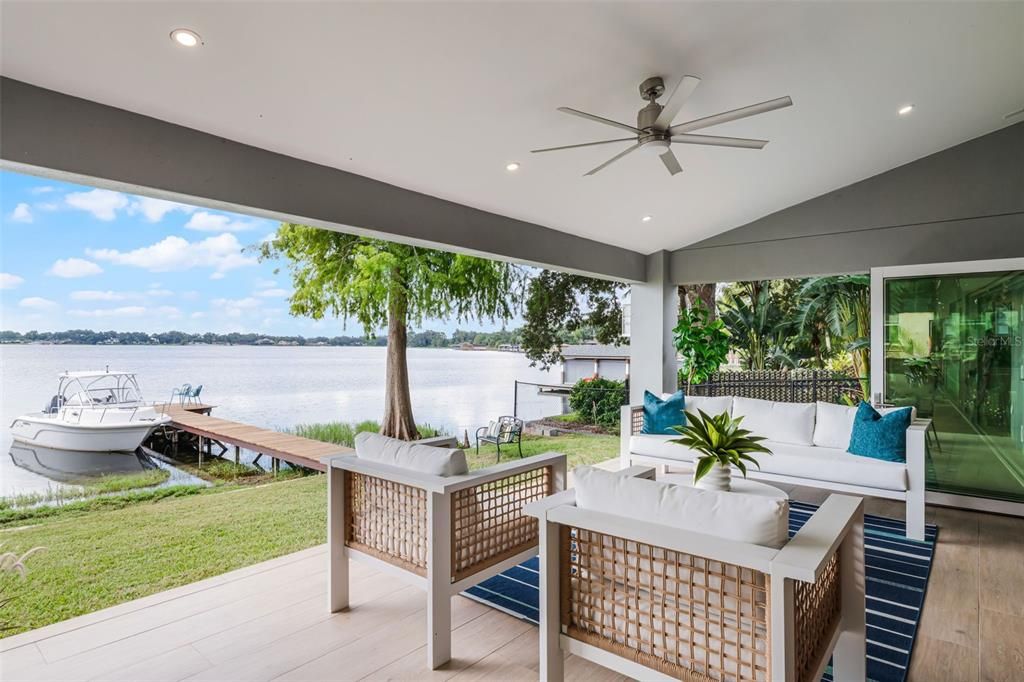 Exterior, Recessed Lighting, Water