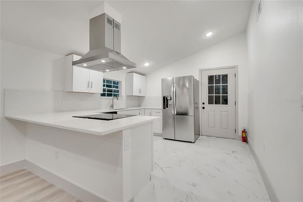 Interior, Kitchen, Marble, Recessed Lighting