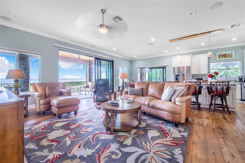 Interior, Kitchen, Living room, Pendant Lights, Recessed Lighting, Stainless Steel Appliances, Wood Texture Flooring