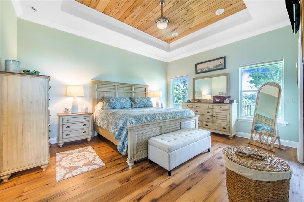 Bedroom, Interior, Recessed Lighting, Wooden Ceilings, Wood Texture Flooring