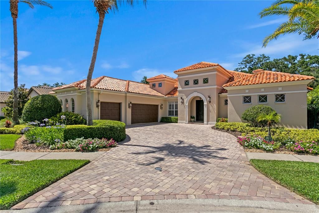 Attached, Exterior, Facade, Mediterranean
