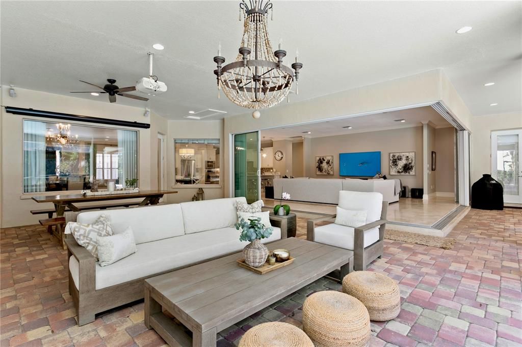 Chandelier, Dining room, Interior, Living room, Recessed Lighting