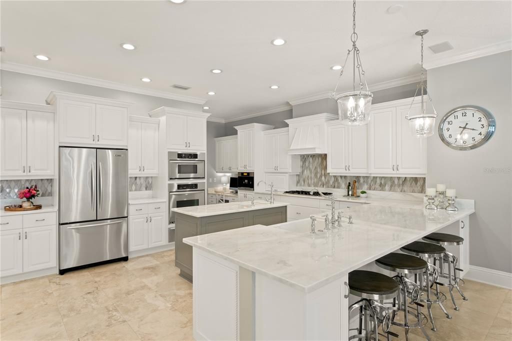 Interior, Kitchen, Pendant Lights, Recessed Lighting, Stainless Steel Appliances