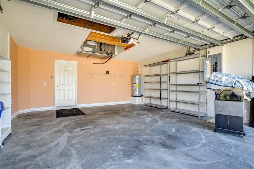 Garage, Interior