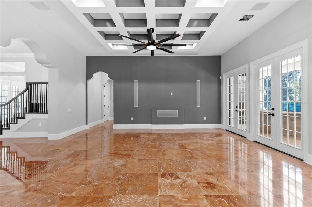 Empty room, Interior, Recessed Lighting