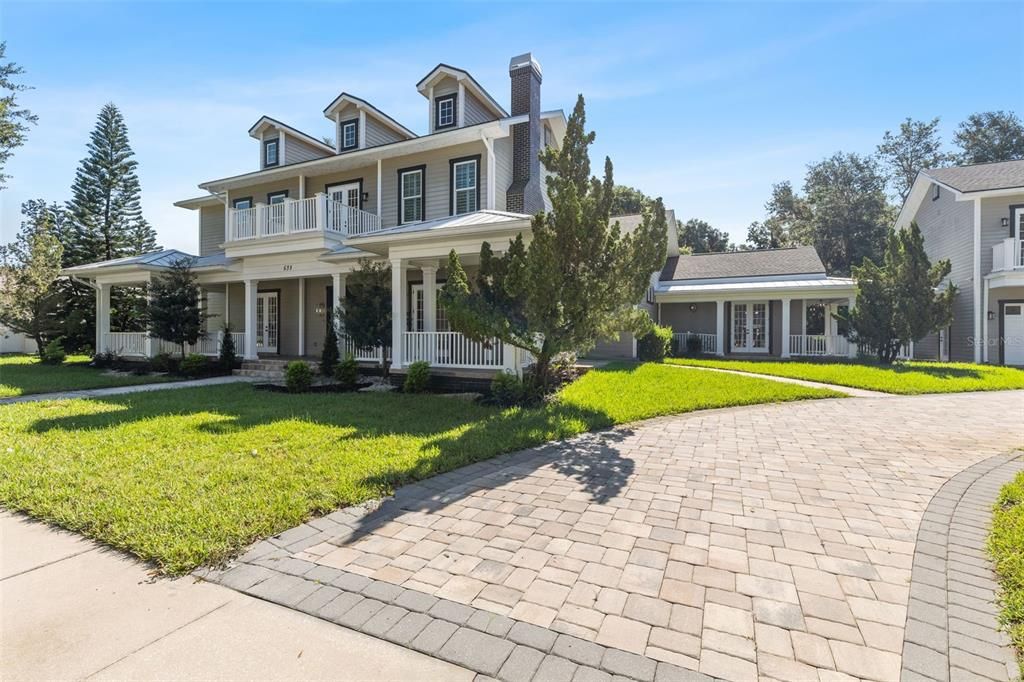 Backyard, Exterior, Facade, American Foursquare