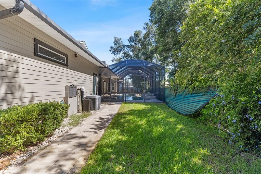 Backyard, Exterior