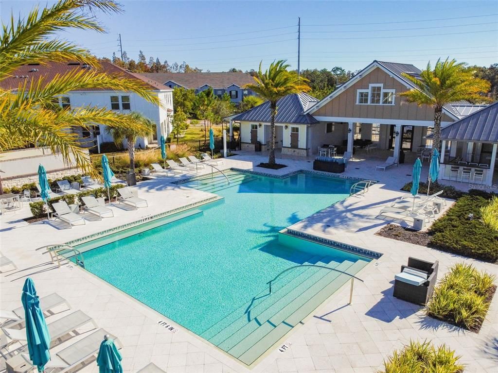 Exterior, Pool