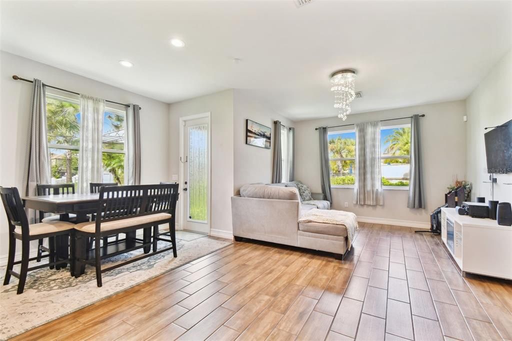 Chandelier, Dining room, Interior, Living room, Recessed Lighting, Wood Texture Flooring