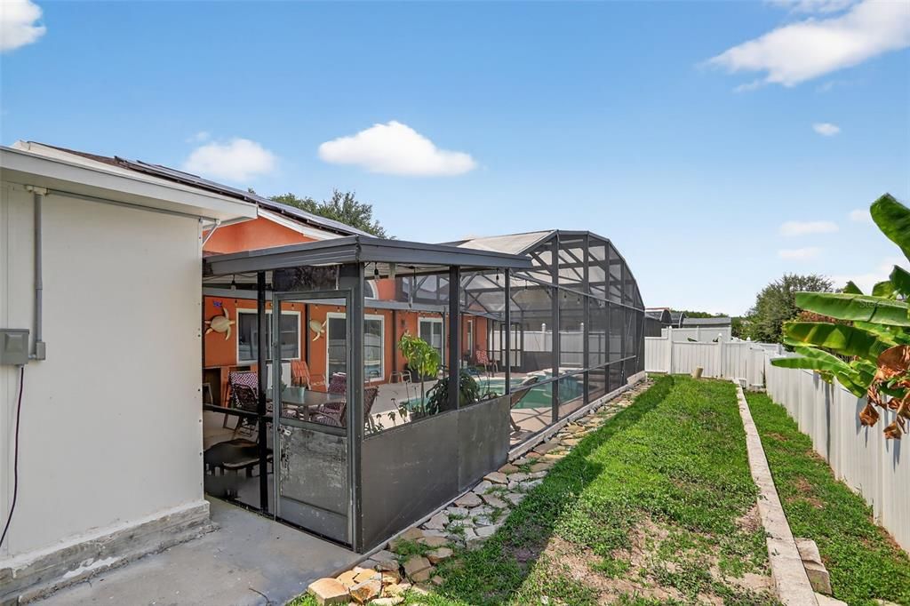 Backyard, Exterior