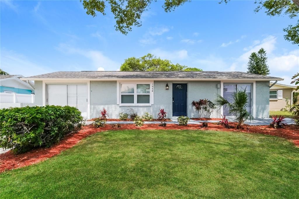 Attached, Backyard, Exterior, Facade, Ranch