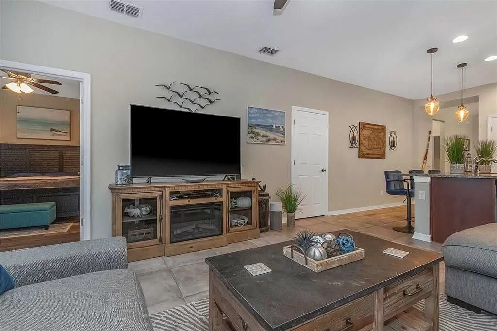 Interior, Pendant Lights, Recessed Lighting