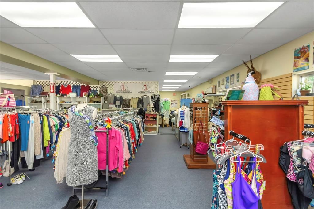 Interior, Recessed Lighting, Walk-in Closets