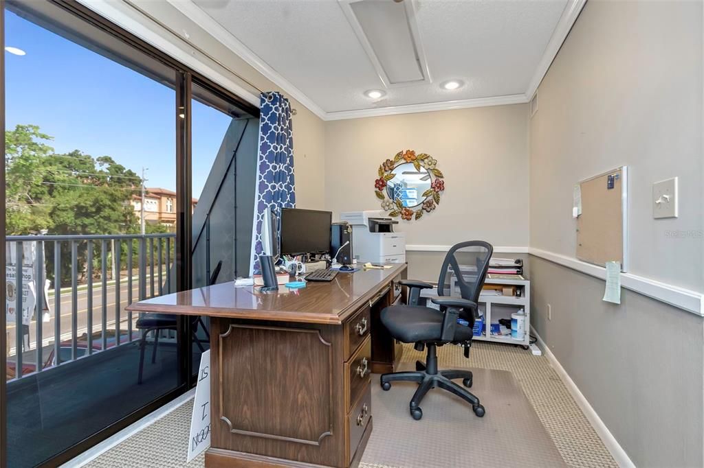 Home Office, Interior, Recessed Lighting