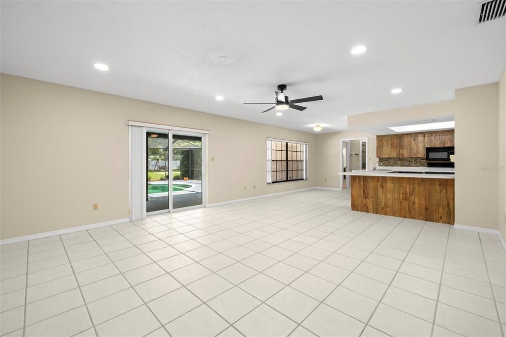 Empty room, Interior, Kitchen, Recessed Lighting