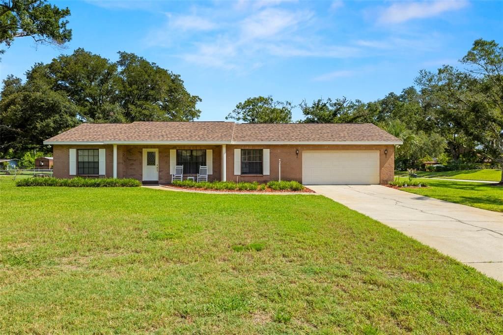 Attached, Exterior, Facade, Brick Facade, Ranch