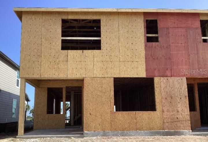 Exterior, Facade, Modern