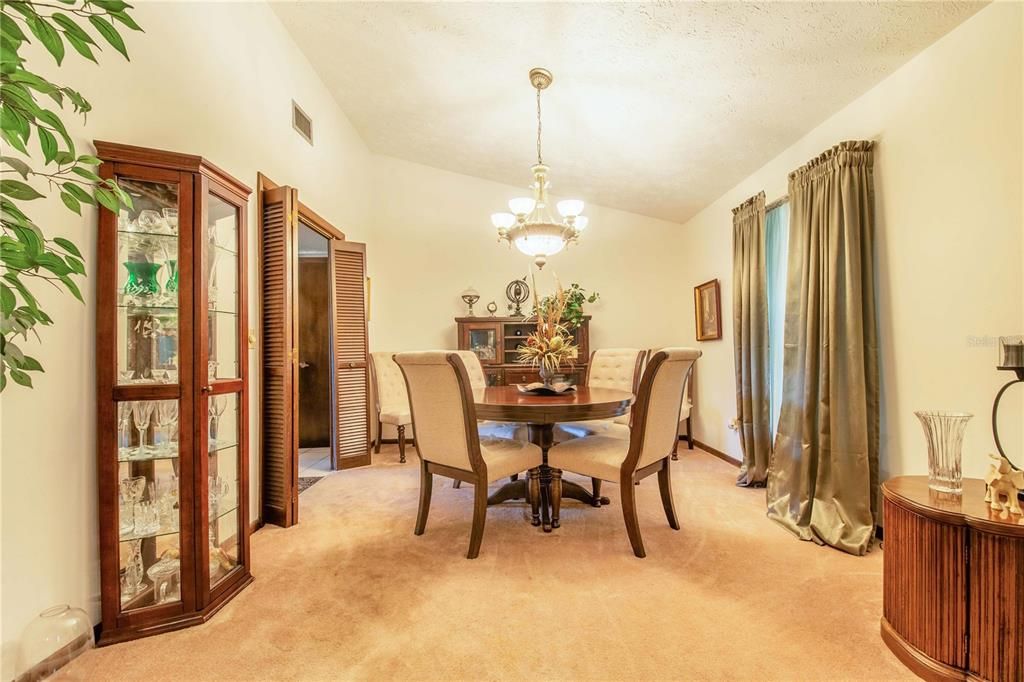 Chandelier, Dining room, Interior