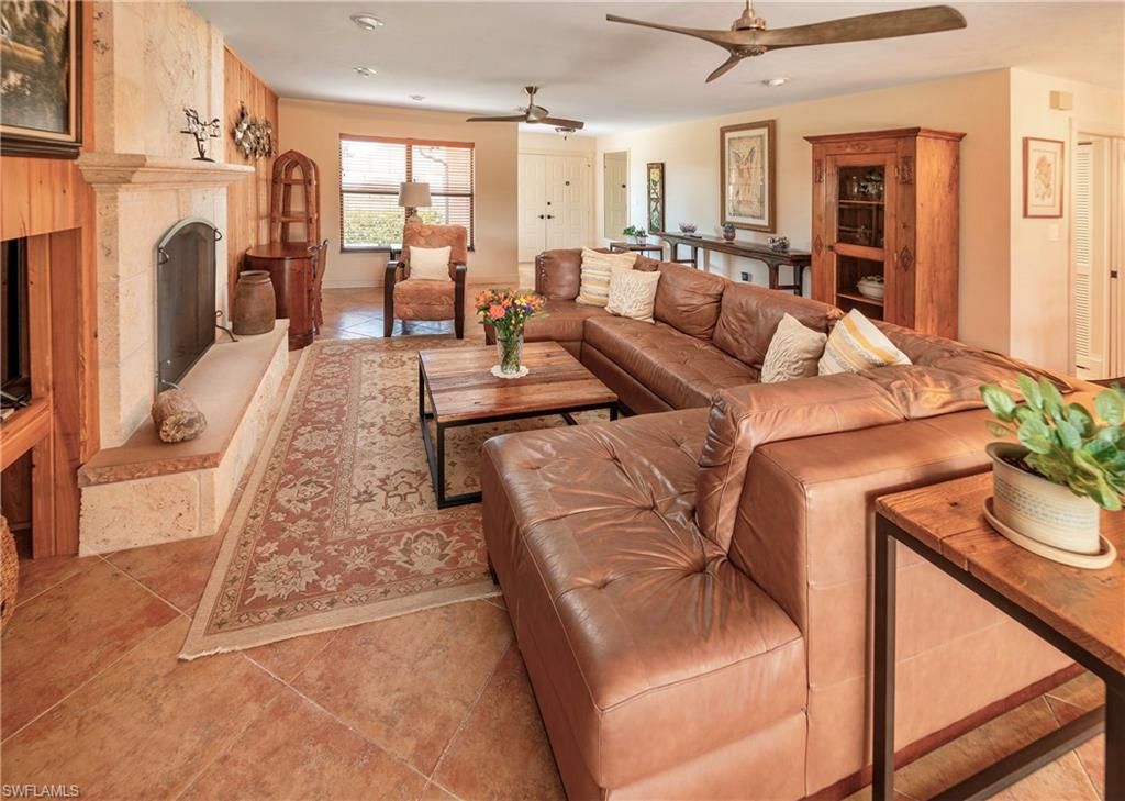 Fireplace, Interior, Living room, Recessed Lighting