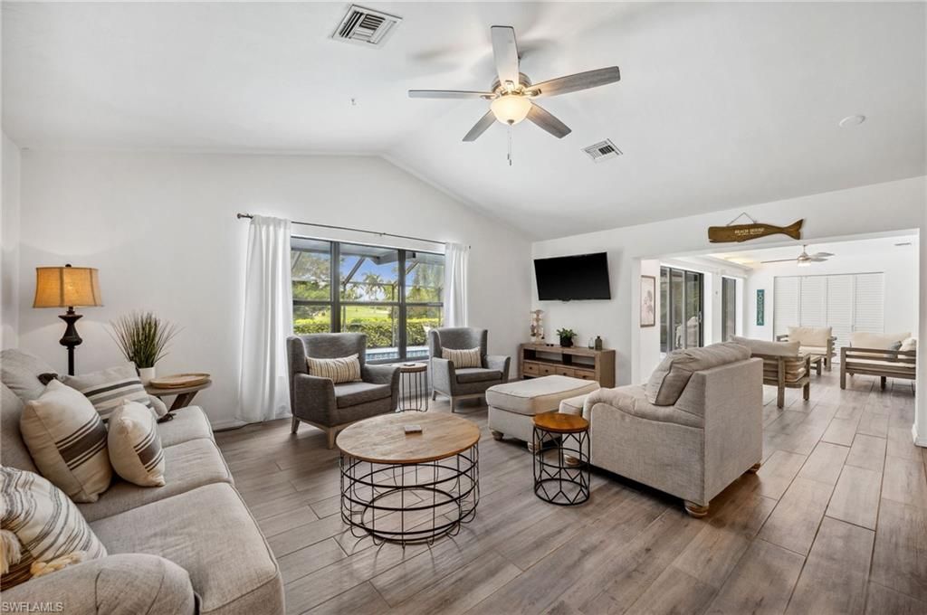 Dining room, Interior, Living room, Wood Texture Flooring
