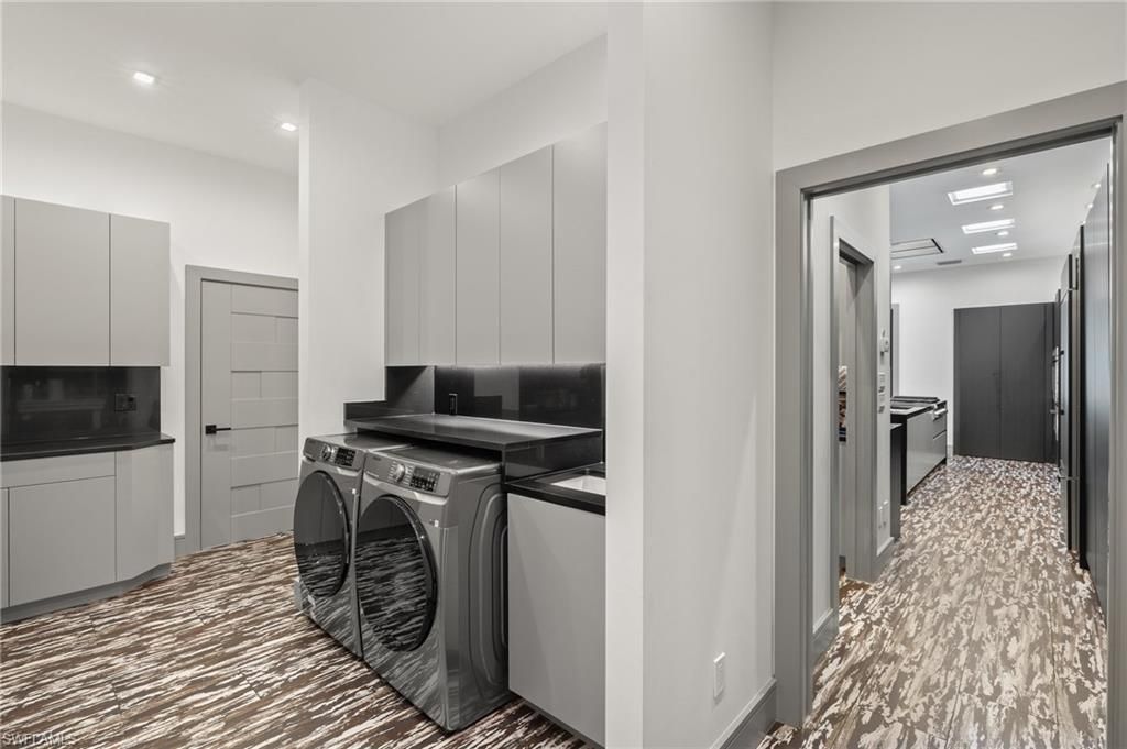Interior, Recessed Lighting, Washer