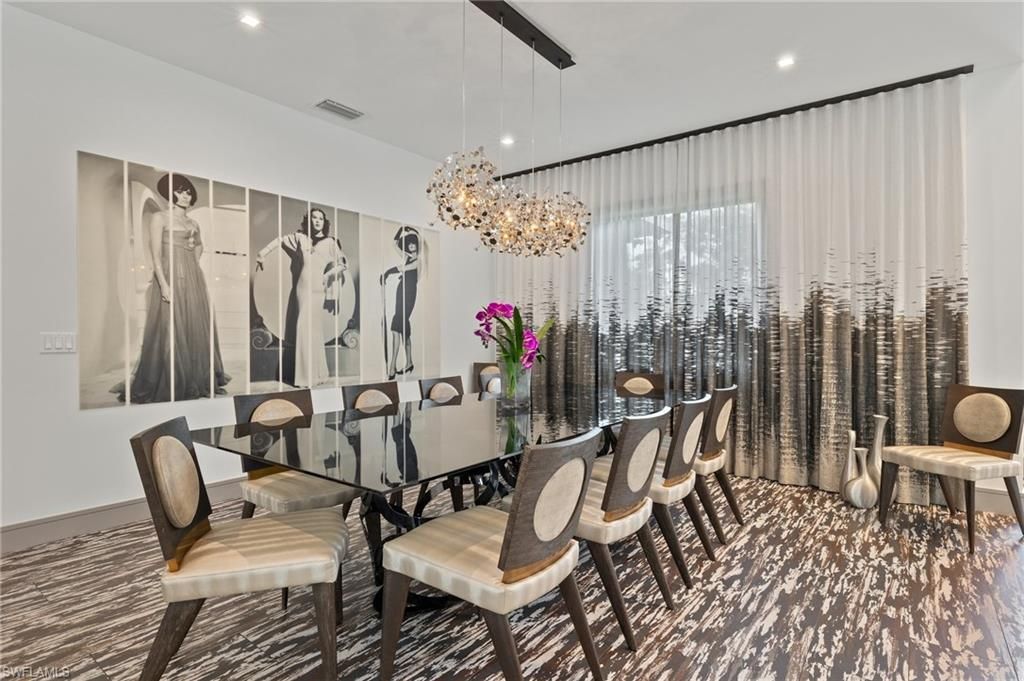 Dining room, Interior, Pendant Lights, Recessed Lighting