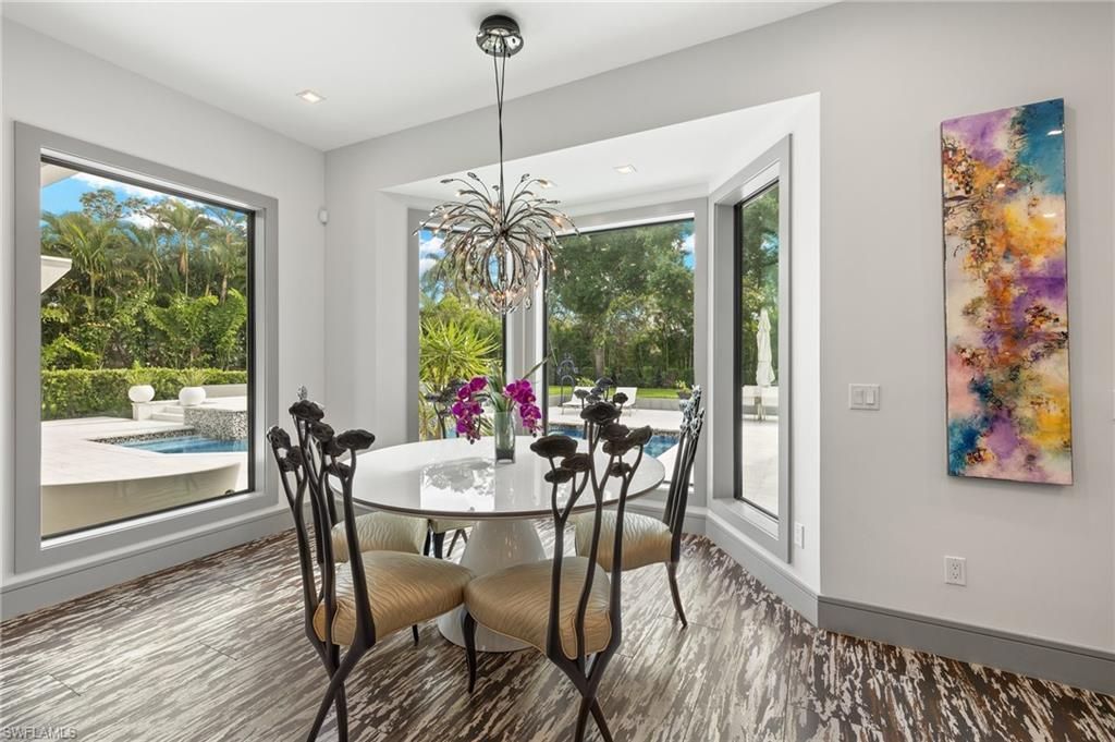 Dining room, Interior, Pendant Lights, Recessed Lighting