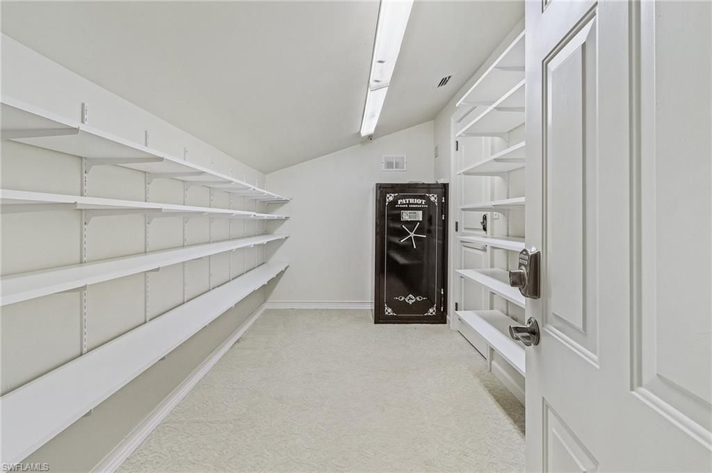 Interior, Walk-in Closets