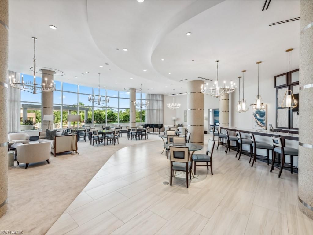 Chandelier, Dining room, Interior, Kitchen, Living room, Pendant Lights, Recessed Lighting
