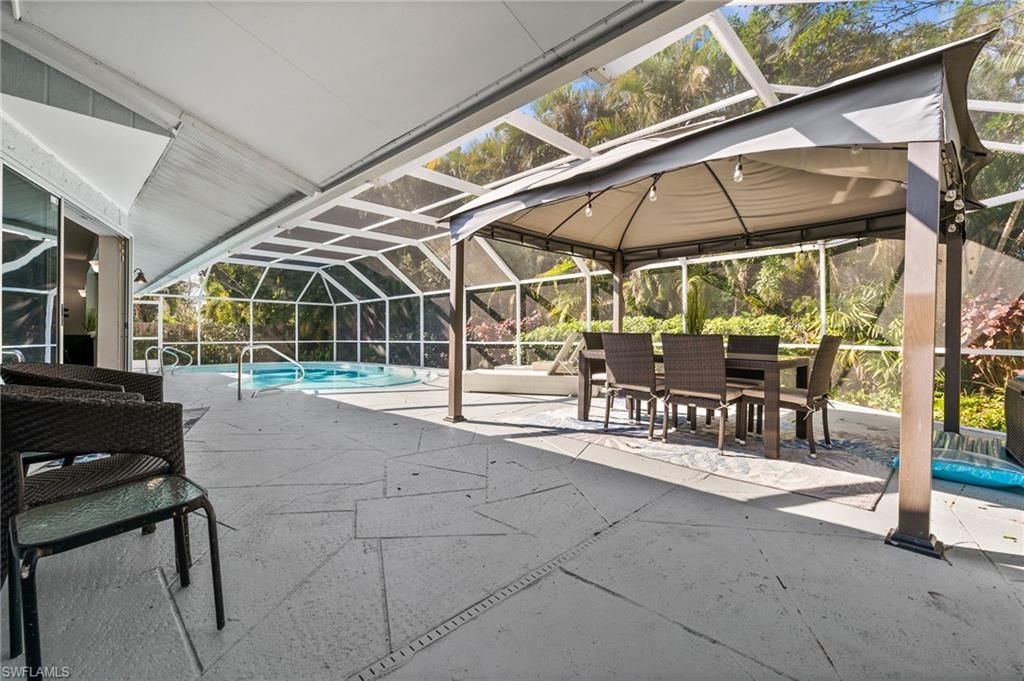Dining room, Glass Ceilings, Interior, Pool, Sun Room