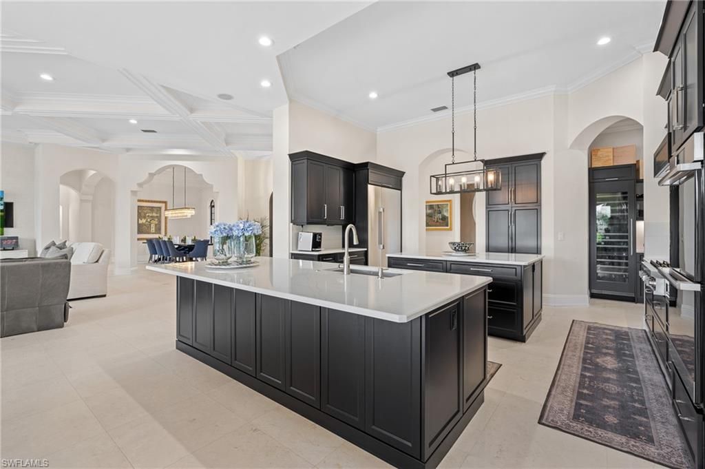 Dining room, Interior, Kitchen, Living room, Pendant Lights, Recessed Lighting, Stainless Steel Appliances