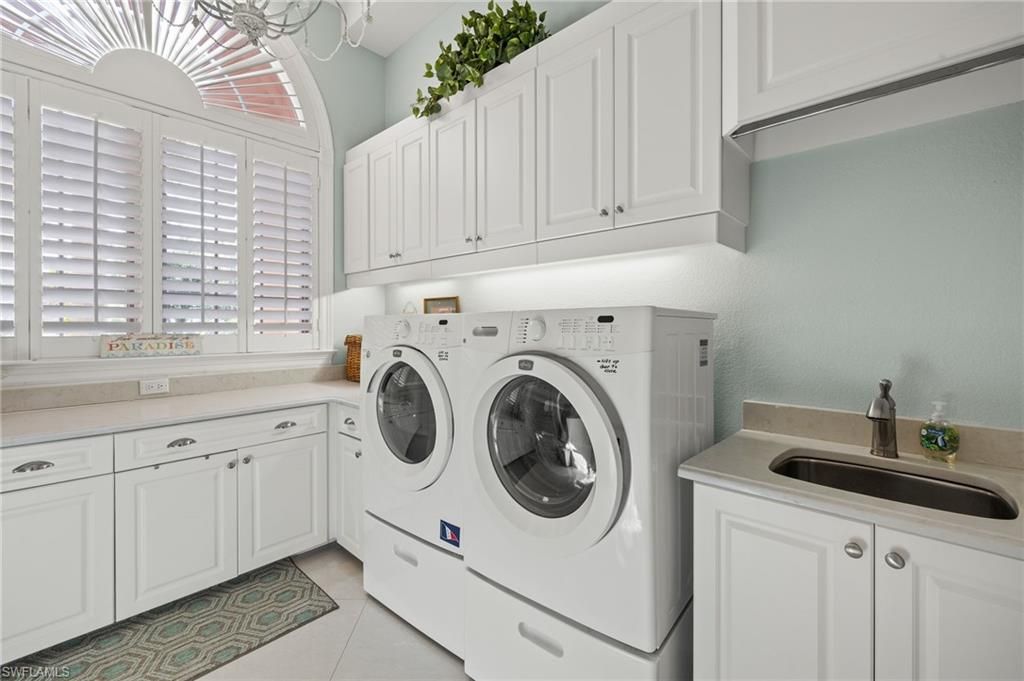 Interior, Washer