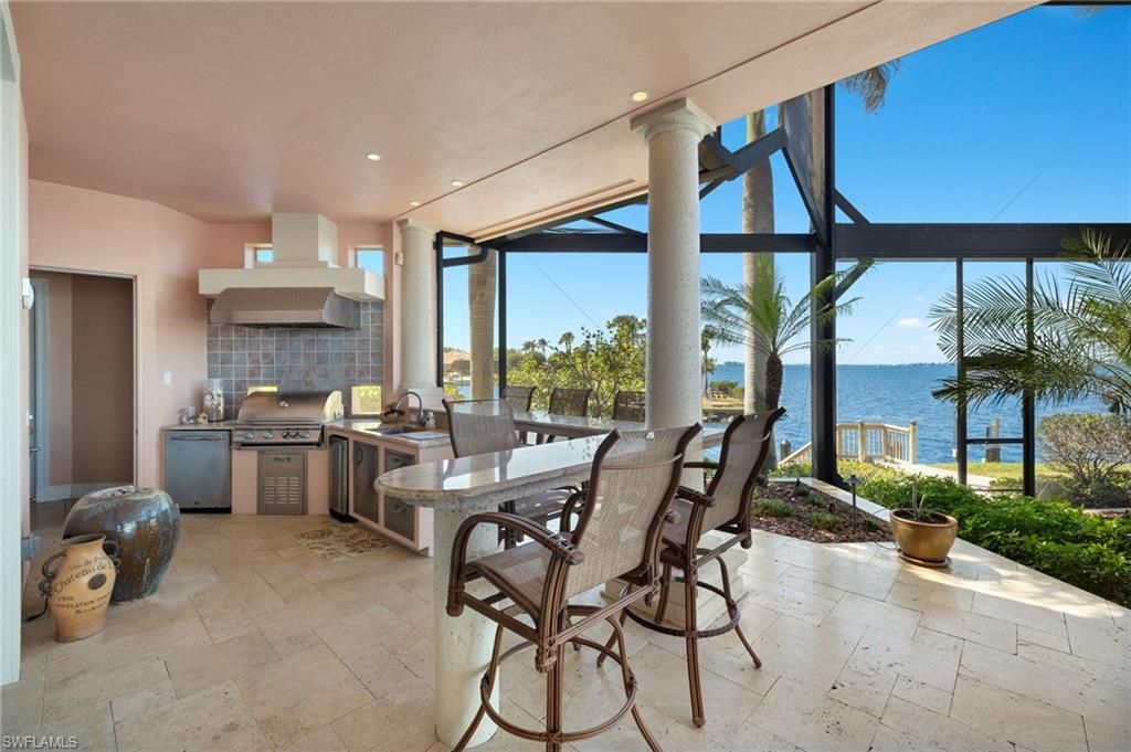 Exterior, Interior, Recessed Lighting, Water