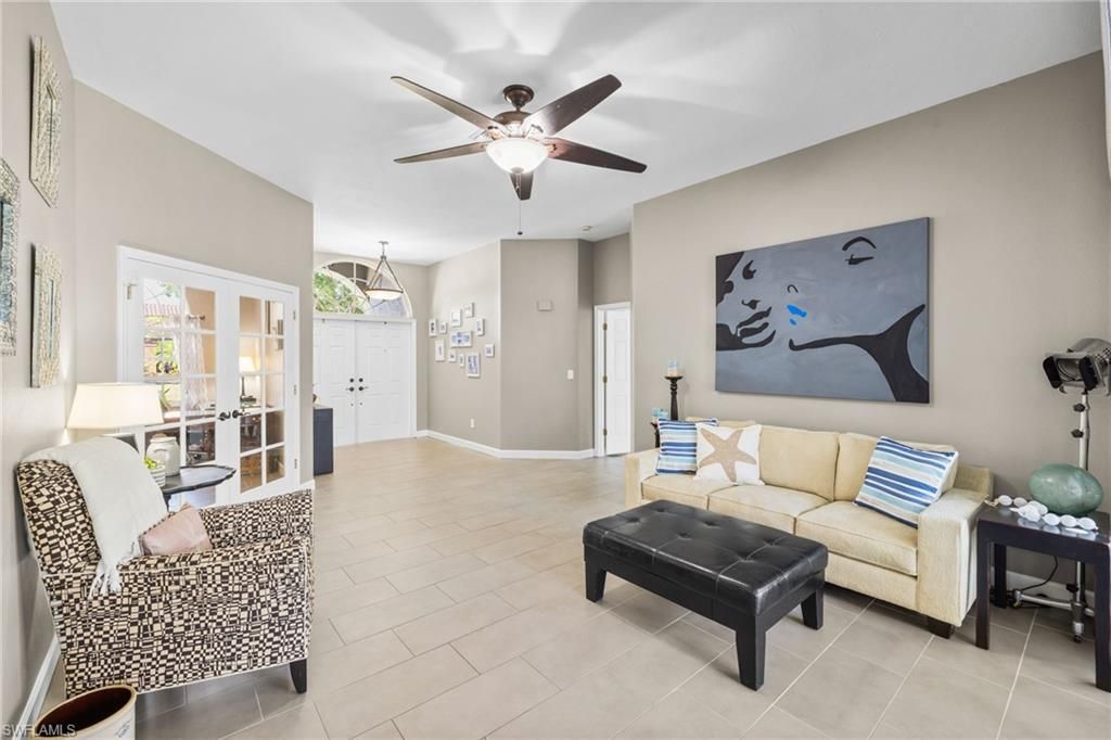 Interior, Living room