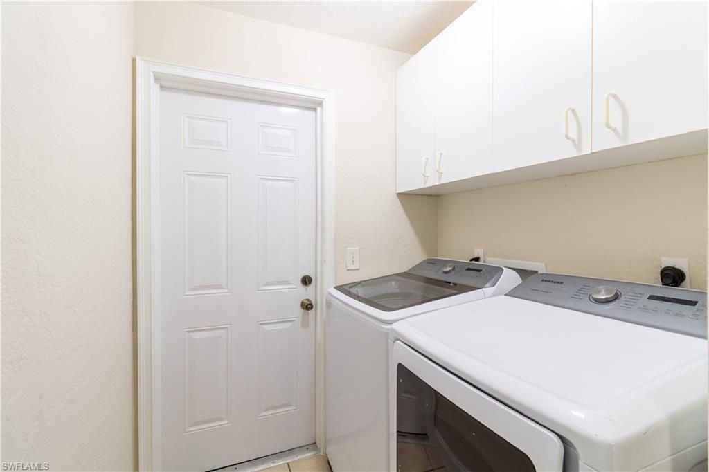 Interior, Washer