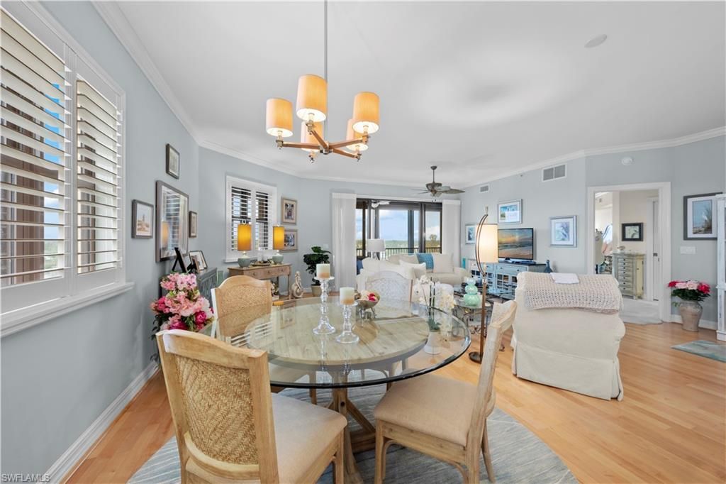 Chandelier, Dining room, Interior, Living room, Wood Texture Flooring
