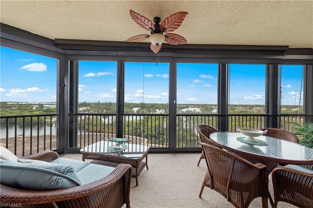 Dining room, Interior, Sun Room, Water